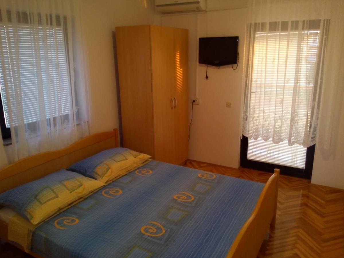Apartamento Maslina Vir Exterior foto