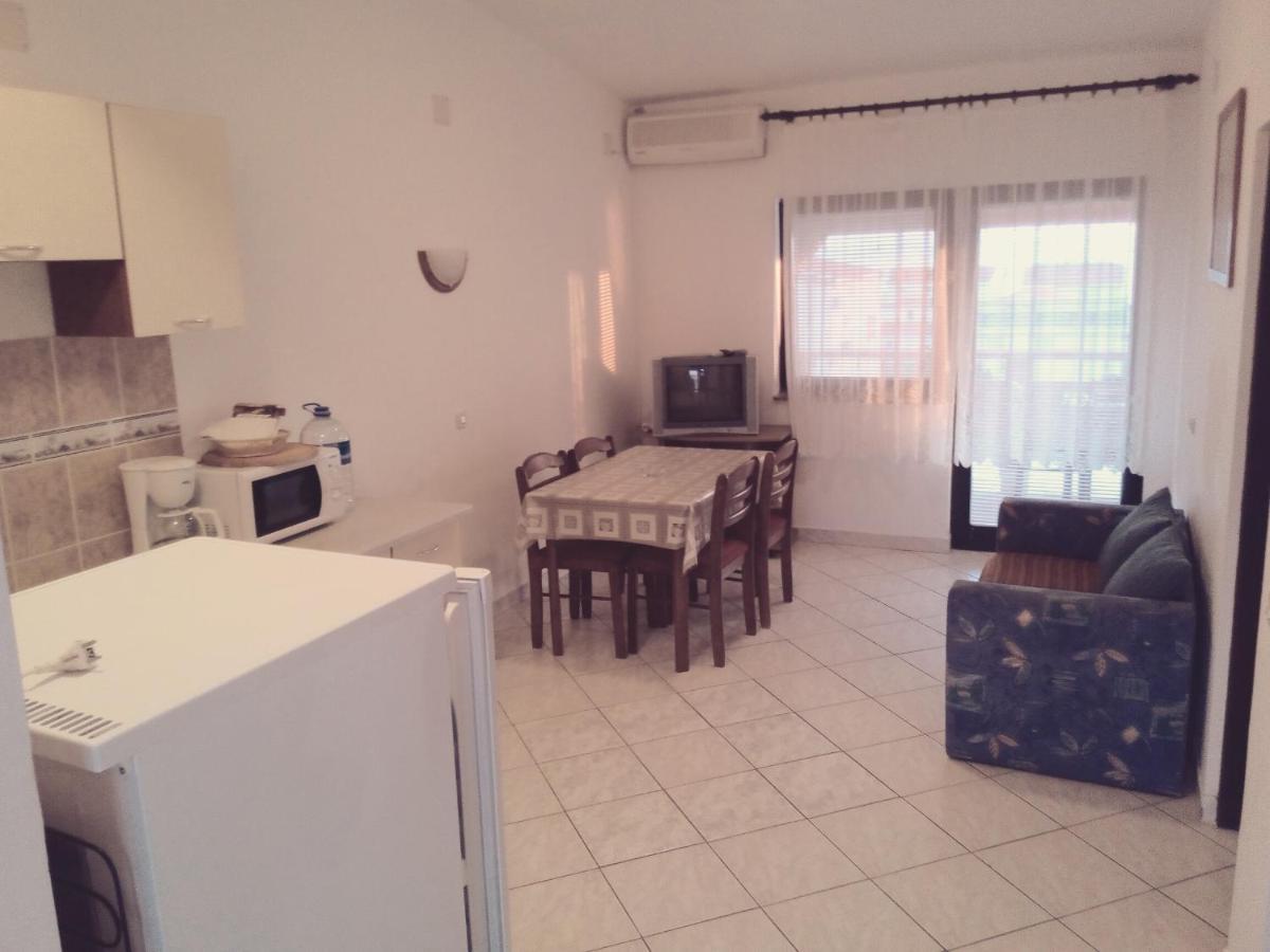Apartamento Maslina Vir Exterior foto