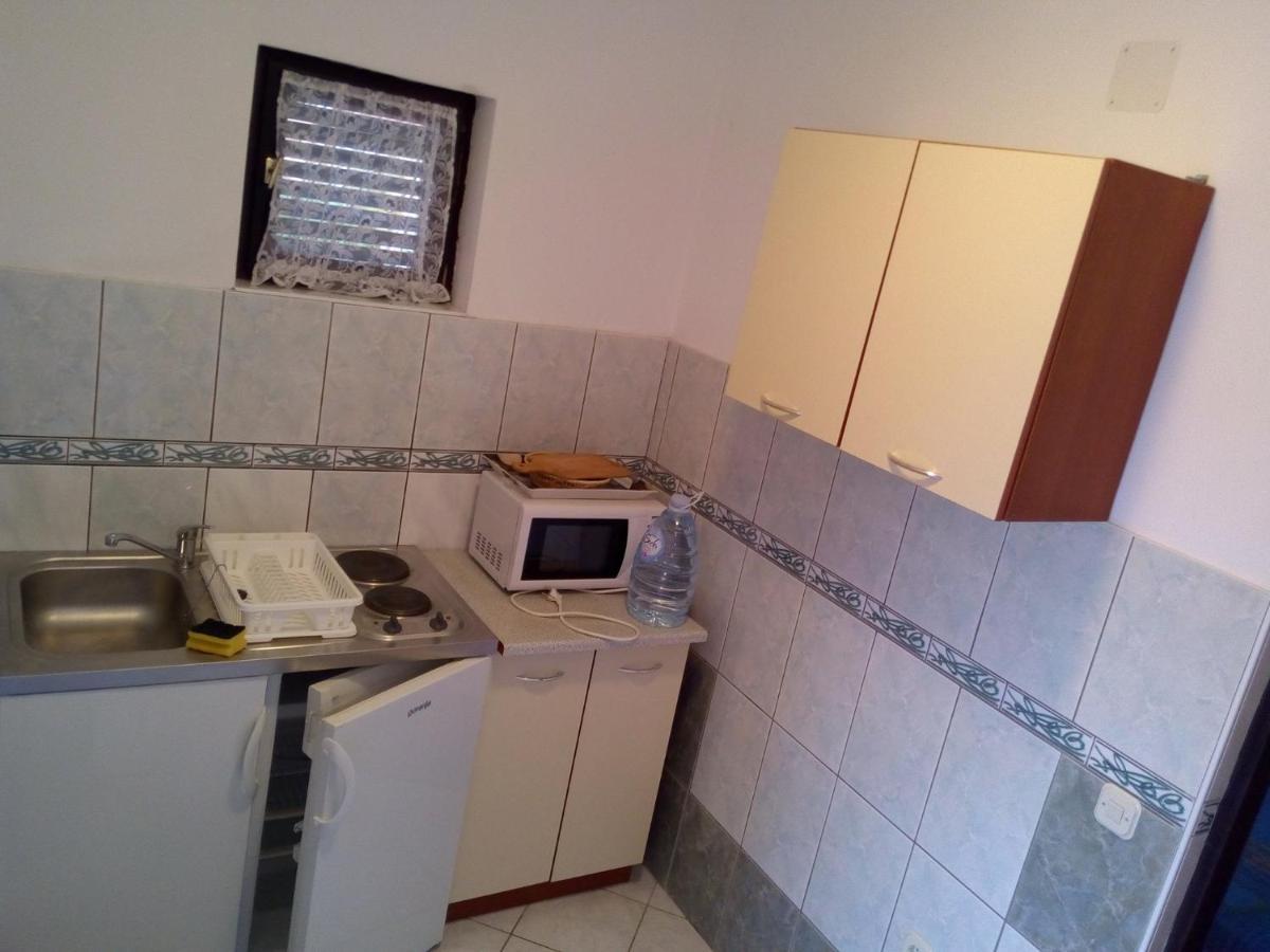 Apartamento Maslina Vir Exterior foto