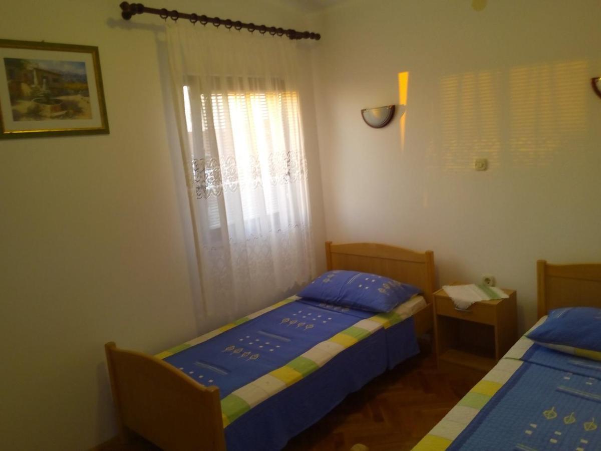 Apartamento Maslina Vir Exterior foto